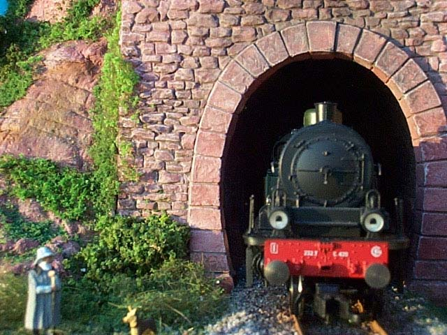 tunnel14